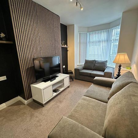 ベルファスト 2Br Stylish Ormeau Road Houseヴィラ エクステリア 写真