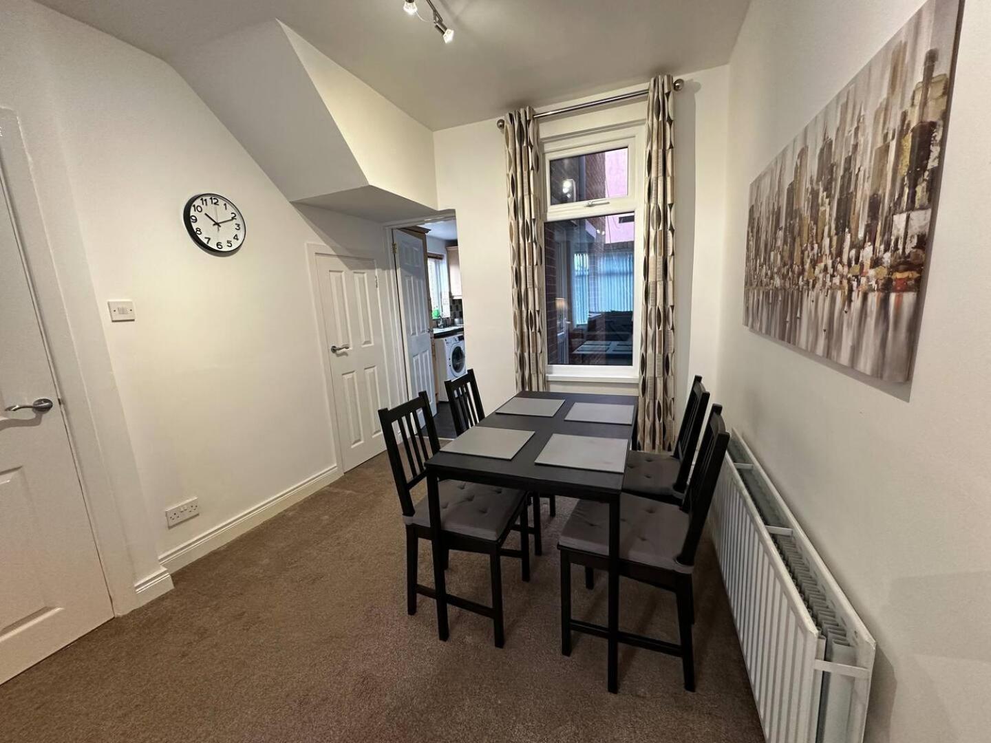 ベルファスト 2Br Stylish Ormeau Road Houseヴィラ エクステリア 写真